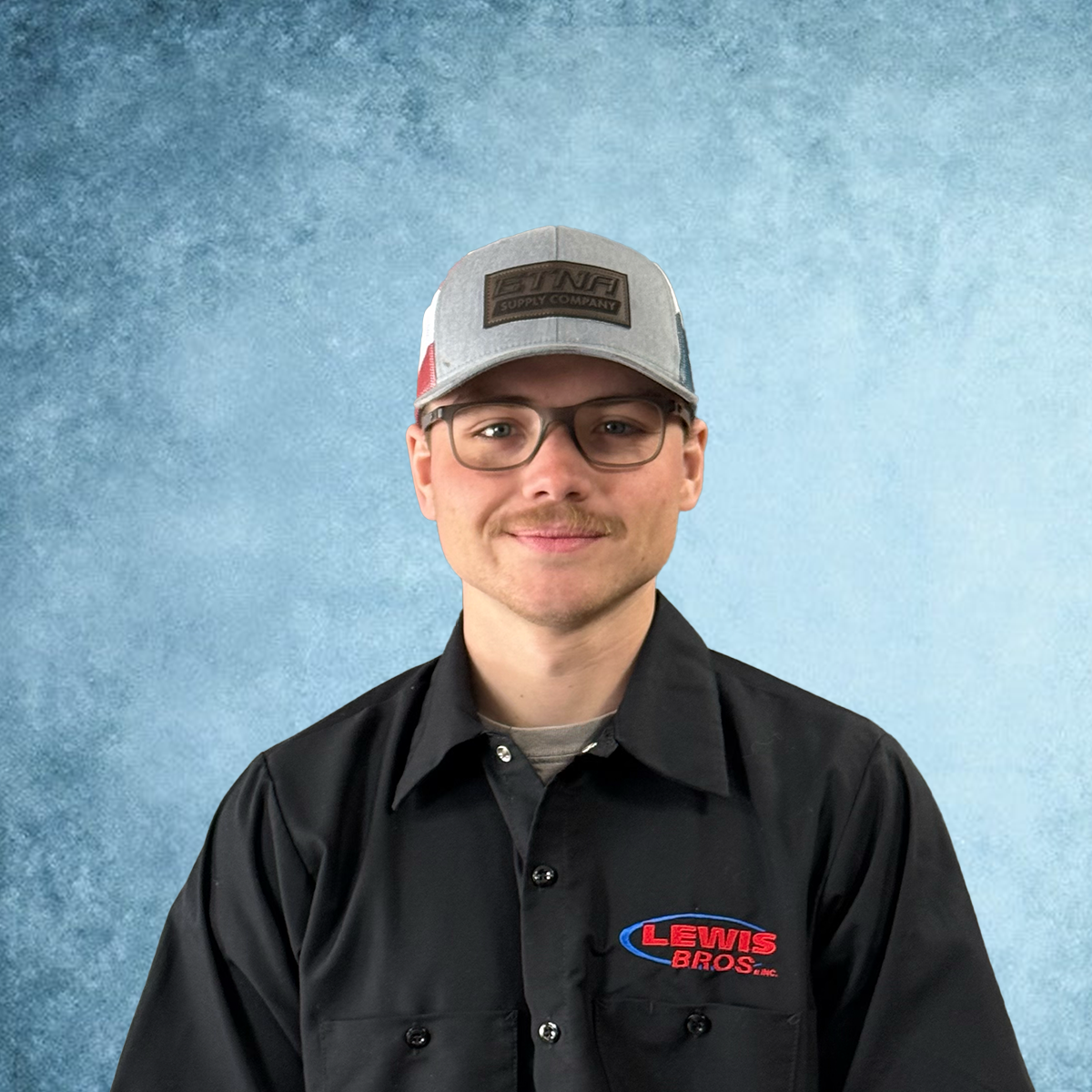 Carson Gray, Installer